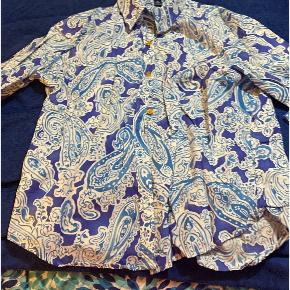 Beautiful printed Chaps blouse size XL, 3/4 length sleeves.